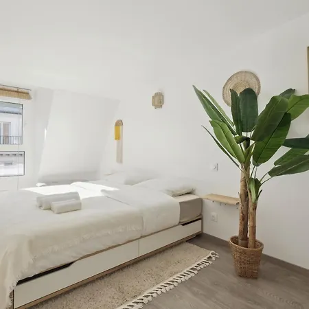 A Rooftop In Apartment *